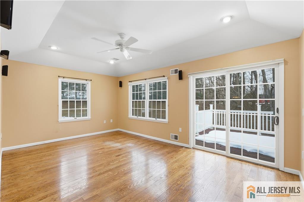 31 Whitehall Road Monroe Township, NJ 08831 - Photo 19 of 49