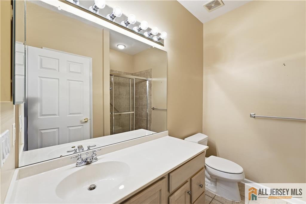 31 Whitehall Road Monroe Township, NJ 08831 - Photo 22 of 49