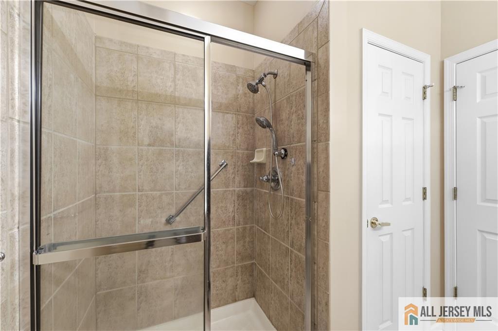 31 Whitehall Road Monroe Township, NJ 08831 - Photo 23 of 49