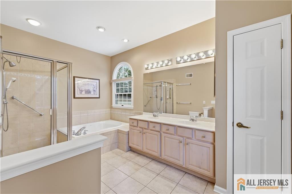 31 Whitehall Road Monroe Township, NJ 08831 - Photo 30 of 49