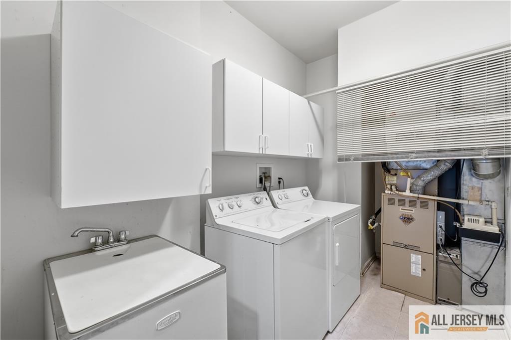 31 Whitehall Road Monroe Township, NJ 08831 - Photo 33 of 49