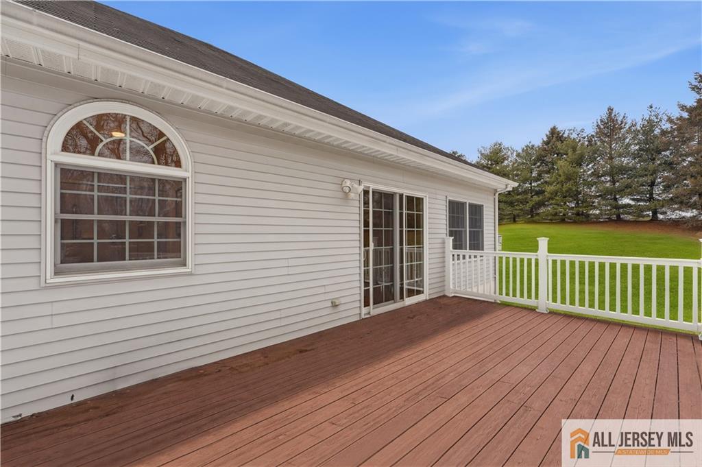 31 Whitehall Road Monroe Township, NJ 08831 - Photo 39 of 49