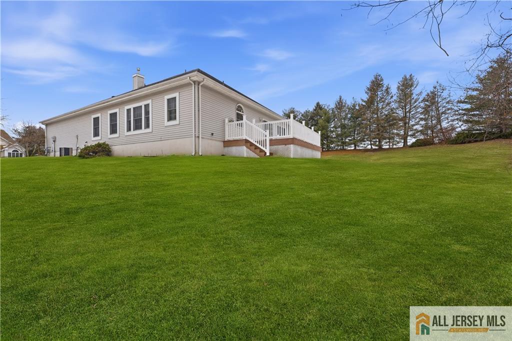 31 Whitehall Road Monroe Township, NJ 08831 - Photo 40 of 49