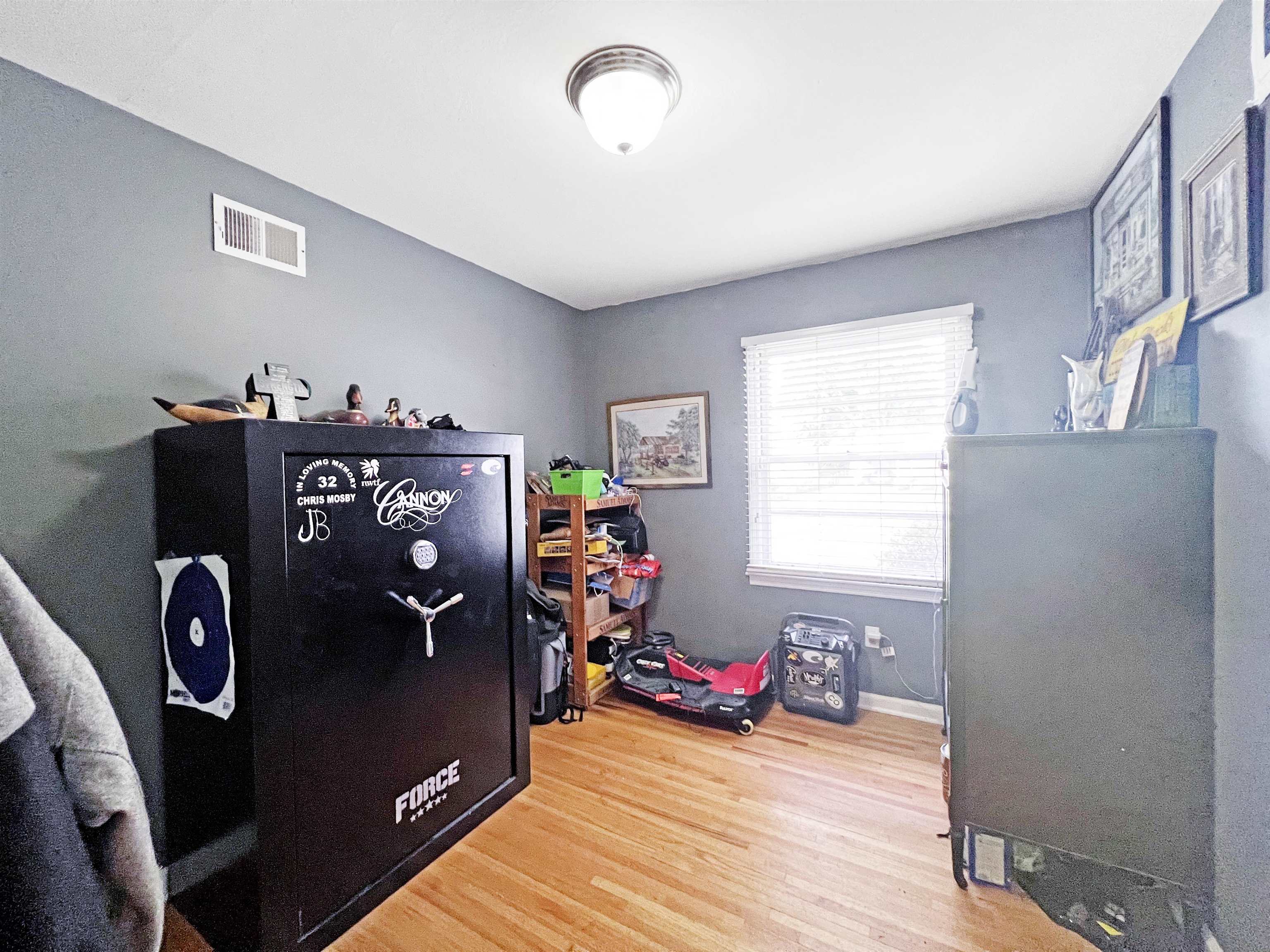 1396 Whitewater Road Memphis, TN 38117 - Photo 18 of 25 a view of a room with toys and wooden floor