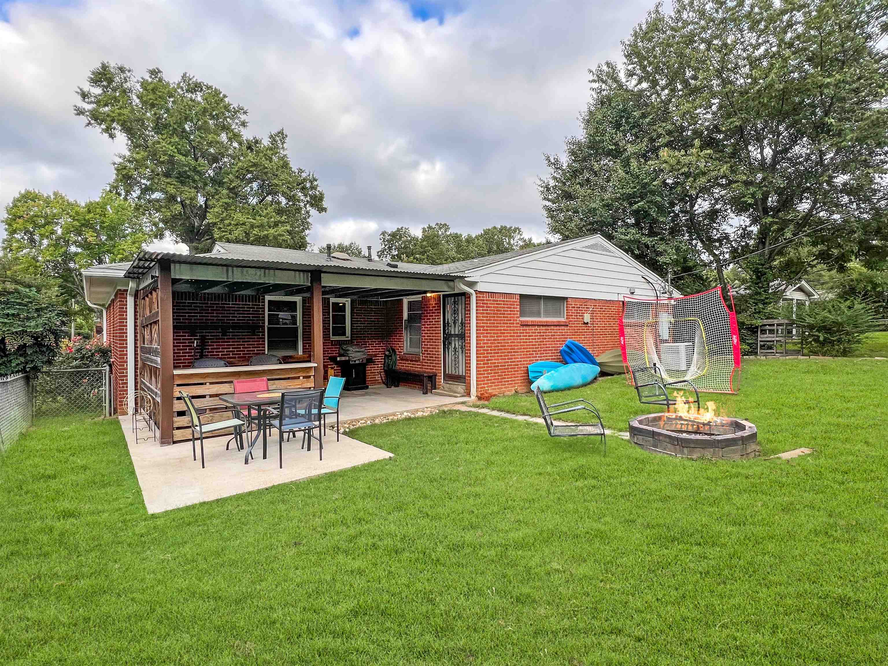 1396 Whitewater Road Memphis, TN 38117 - Photo 24 of 25 a view of house with backyard and patio