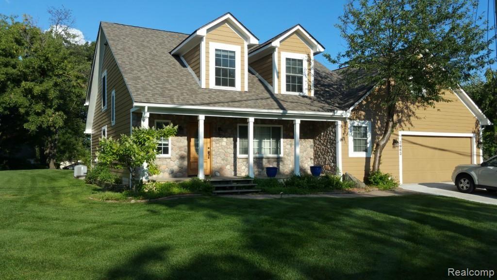 3963 Samuel Avenue Rochester, MI 48309 - Photo 1 of 54 20150803_184153.jpg