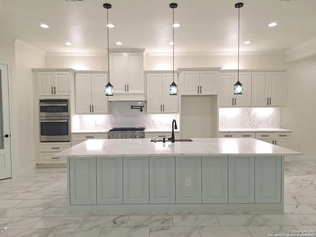 $495,000 | 15504 Capri Lane, Selma, TX 78154