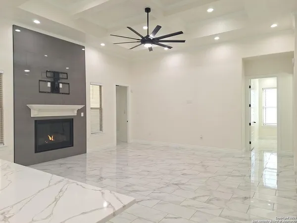 $475,000 | 15504 Capri Lane, Selma, TX 78154
