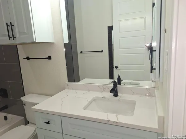 $475,000 | 15504 Capri Lane, Selma, TX 78154