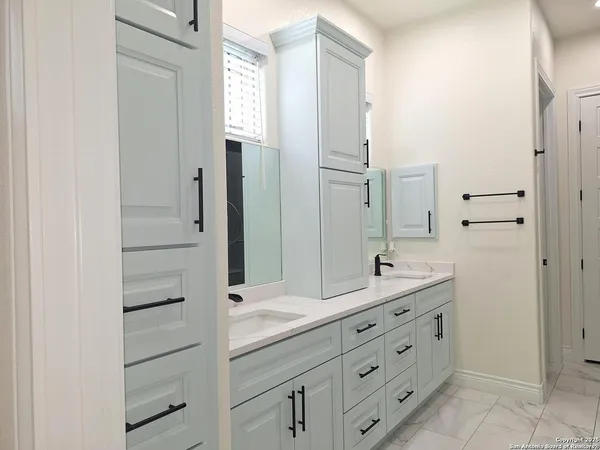 $475,000 | 15504 Capri Lane, Selma, TX 78154