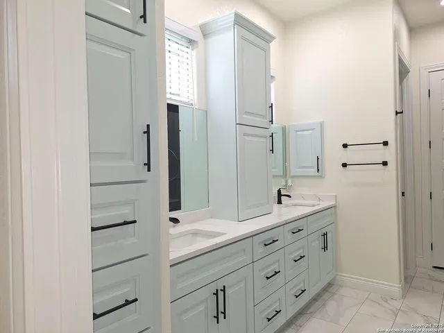 $495,000 | 15504 Capri Lane, Selma, TX 78154