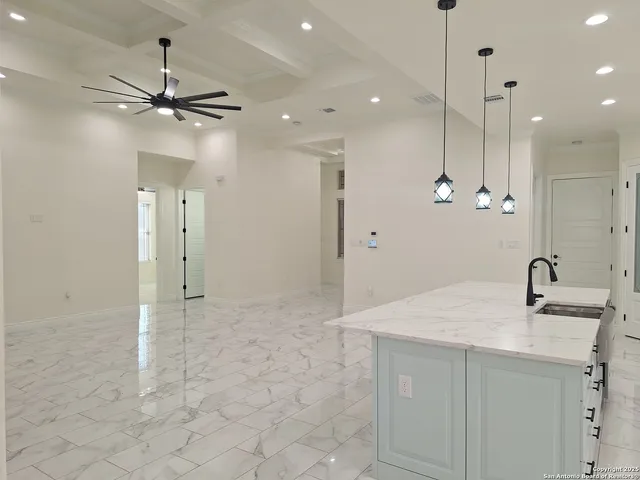 $495,000 | 15504 Capri Lane, Selma, TX 78154