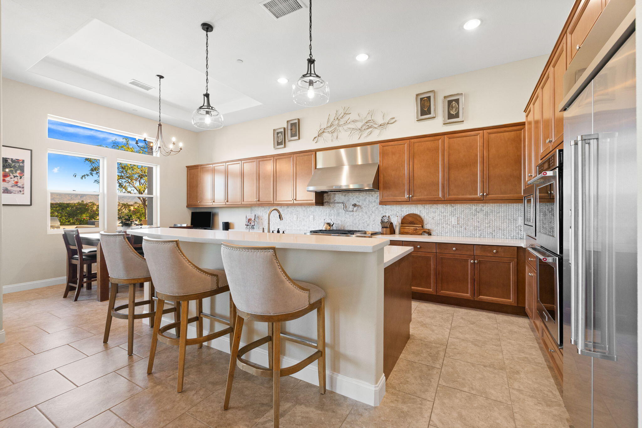 21 Alicante Circle Rancho Mirage, CA 92270 - Photo 15 of 97 77-web-or-mls-8M4A0344