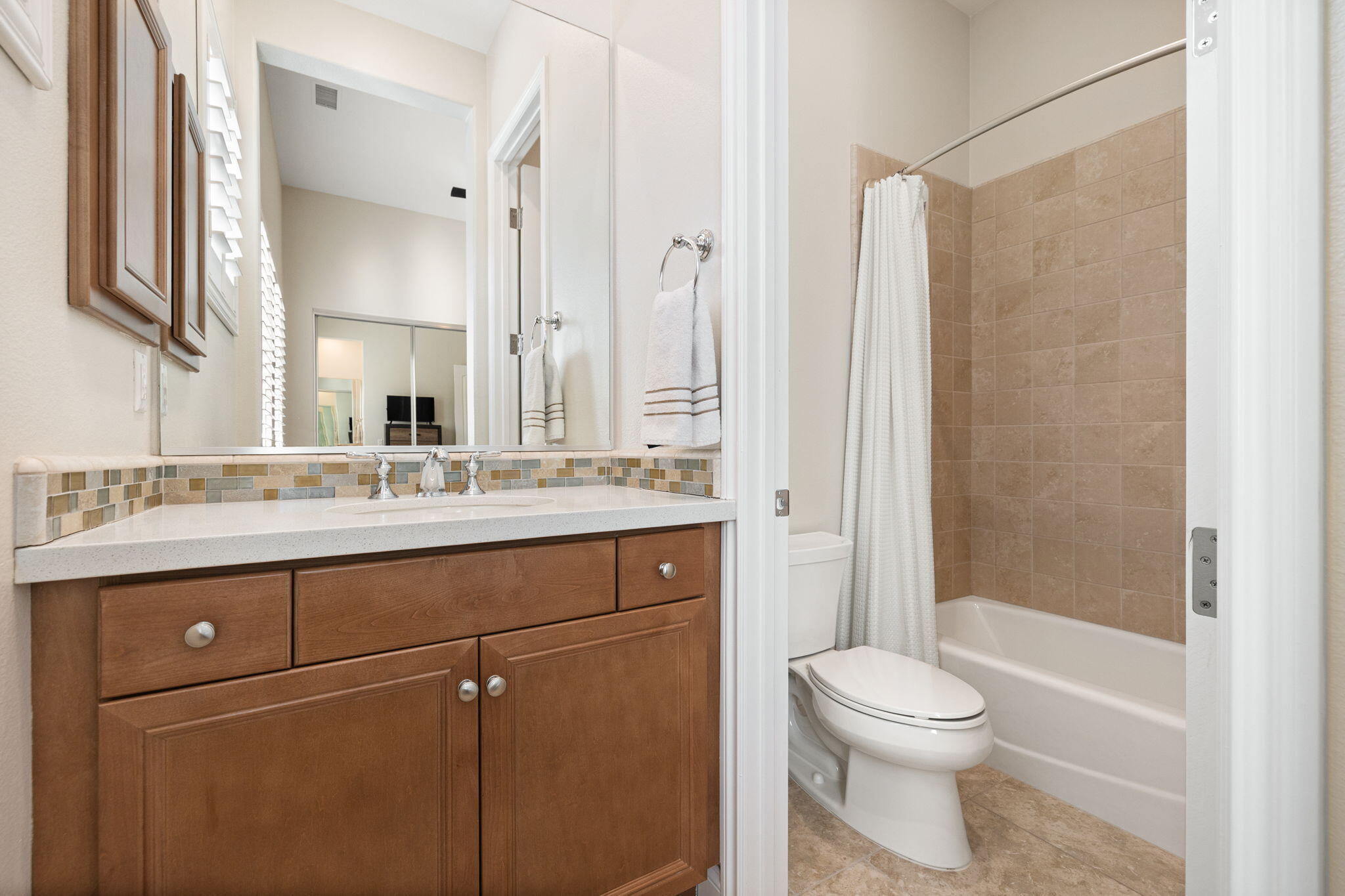 21 Alicante Circle Rancho Mirage, CA 92270 - Photo 61 of 97 111-web-or-mls-8M4A0162