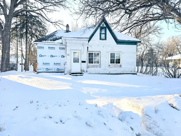 $67,000 | 111 Markley Avenue South, Thief River Falls, MN 56701