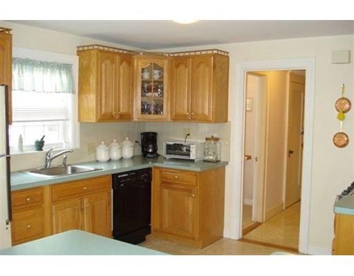 19 Albemarle Road Waltham, MA 02452 - Photo 2 of 8 Gallery Image 2