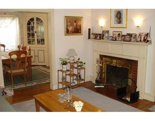 19 Albemarle Road Waltham, MA 02452 - Photo 3 of 8 Gallery Image 3