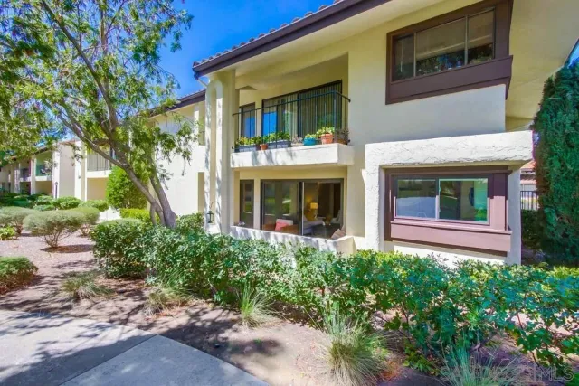 $3,850 | 17637 Pomerado Road, Unit 123, San Diego, CA 92128