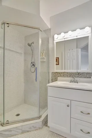 a view of livingroom with furniture and windows