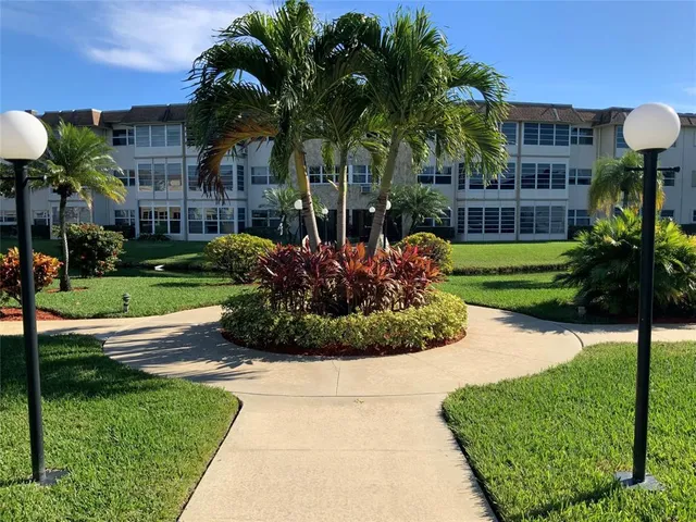 $164,000 | 4801 Northwest 34th Street, Unit 616, Lauderdale Lakes, FL 33319