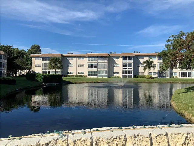 $164,000 | 4801 Northwest 34th Street, Unit 616, Lauderdale Lakes, FL 33319