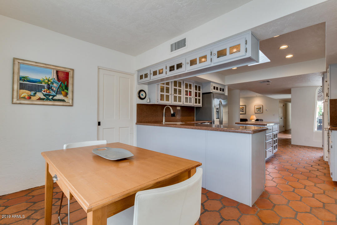 6424 East Maverick Road Paradise Valley, AZ 85253 - Photo 29 of 89 29-Maverick