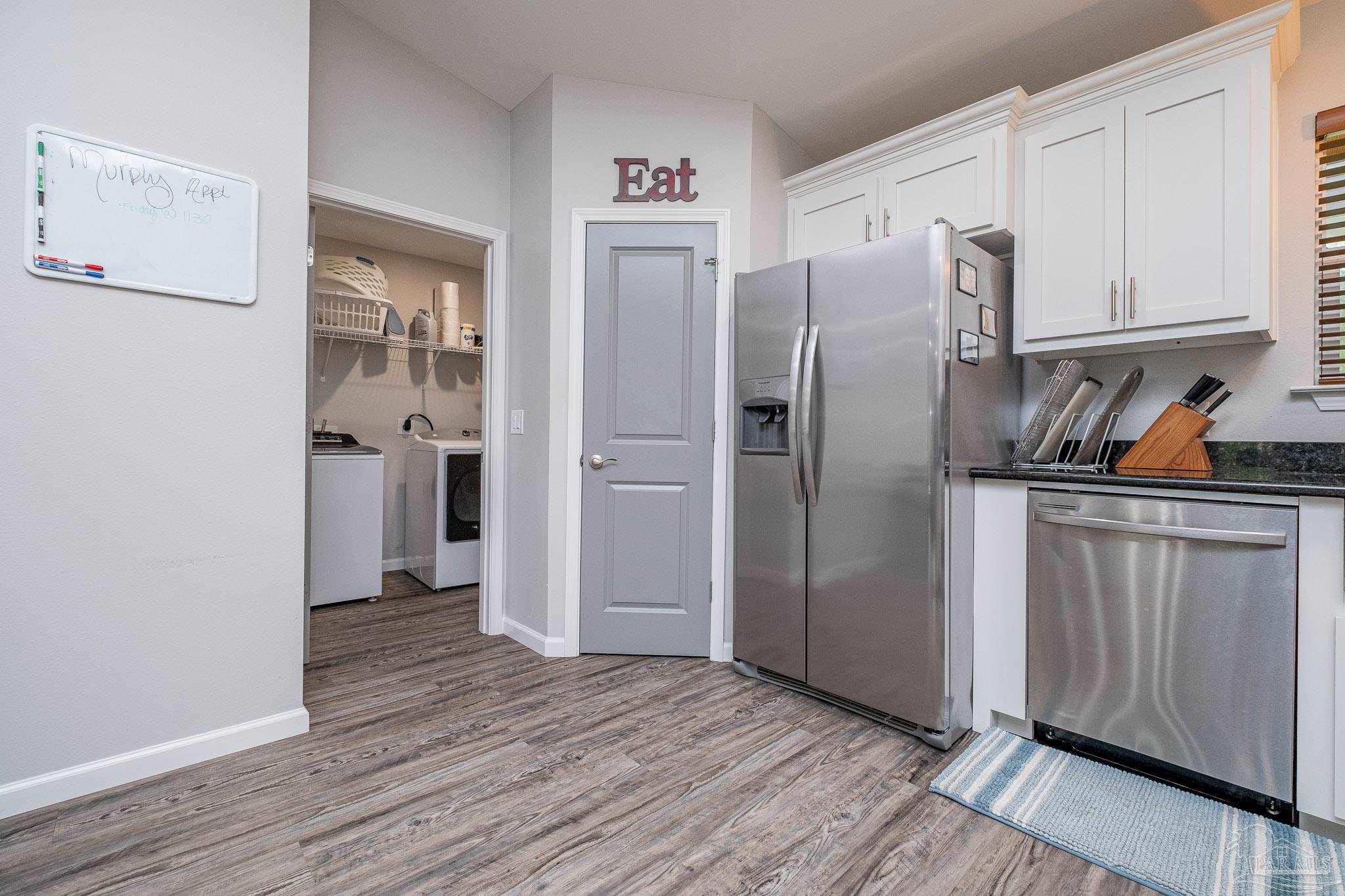 5573 Riviera Drive Milton, FL 32583 - Photo 12 of 31 Gallery Image 12