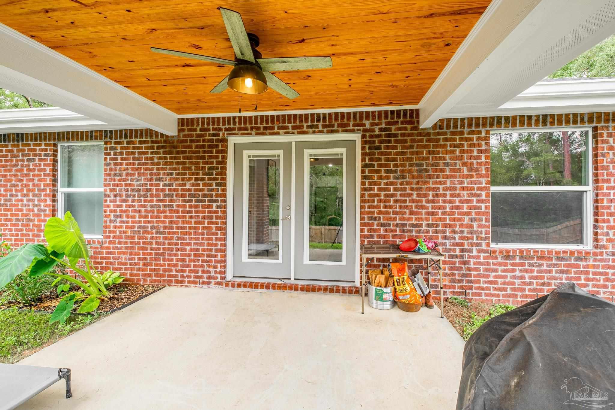 5573 Riviera Drive Milton, FL 32583 - Photo 25 of 31 Gallery Image 25