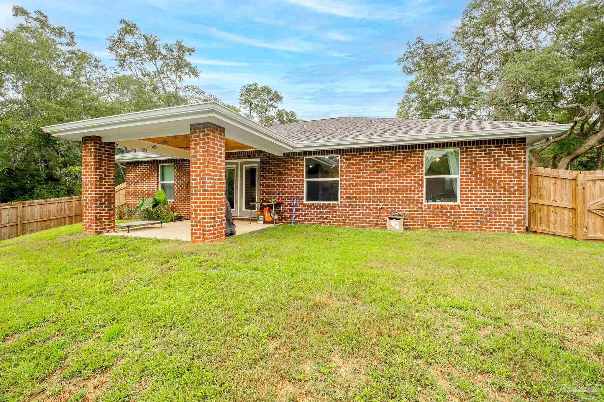 5573 Riviera Drive Milton, FL 32583 - Photo 26 of 31 Gallery Image 26