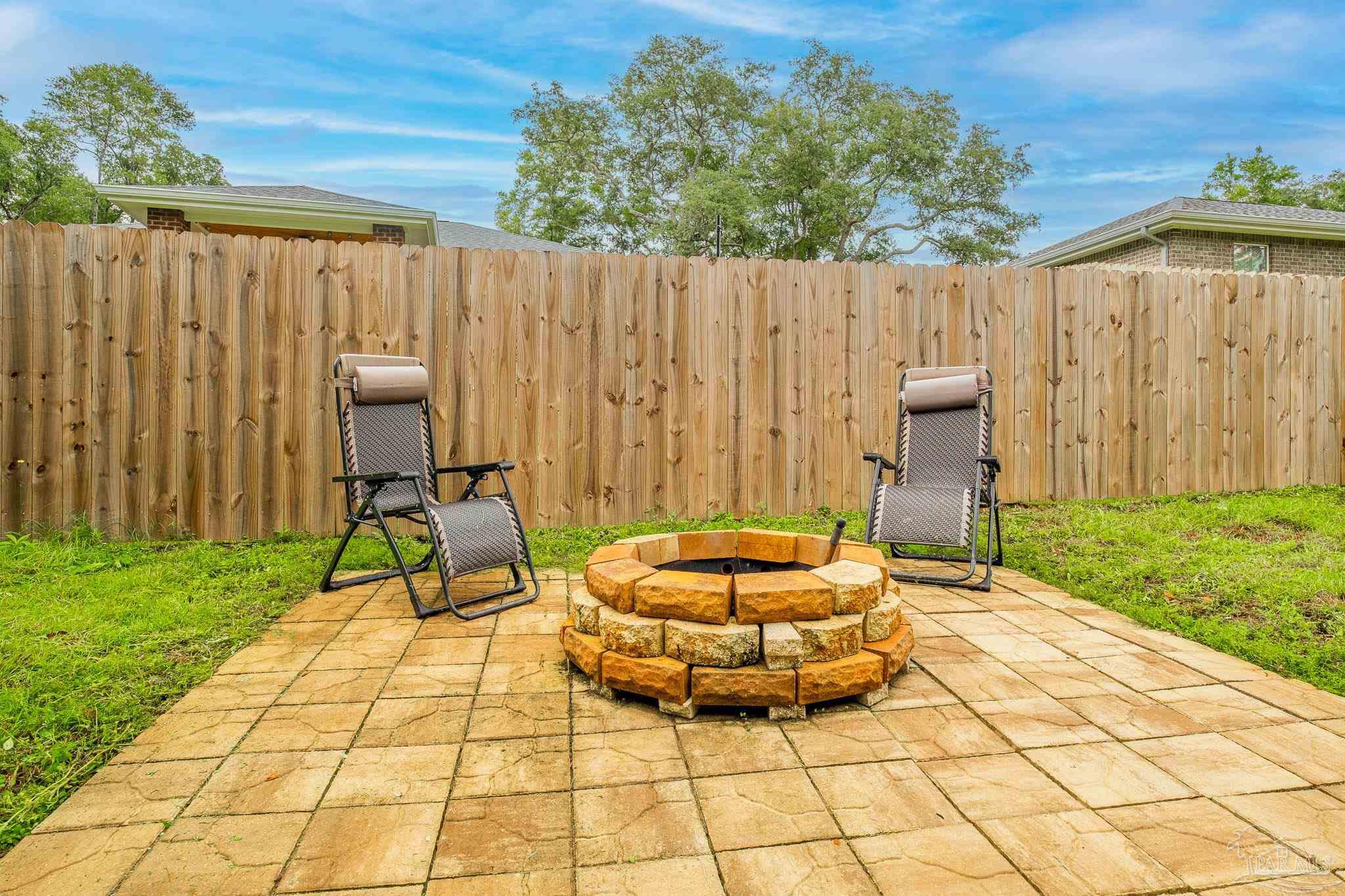 5573 Riviera Drive Milton, FL 32583 - Photo 30 of 31 Gallery Image 30