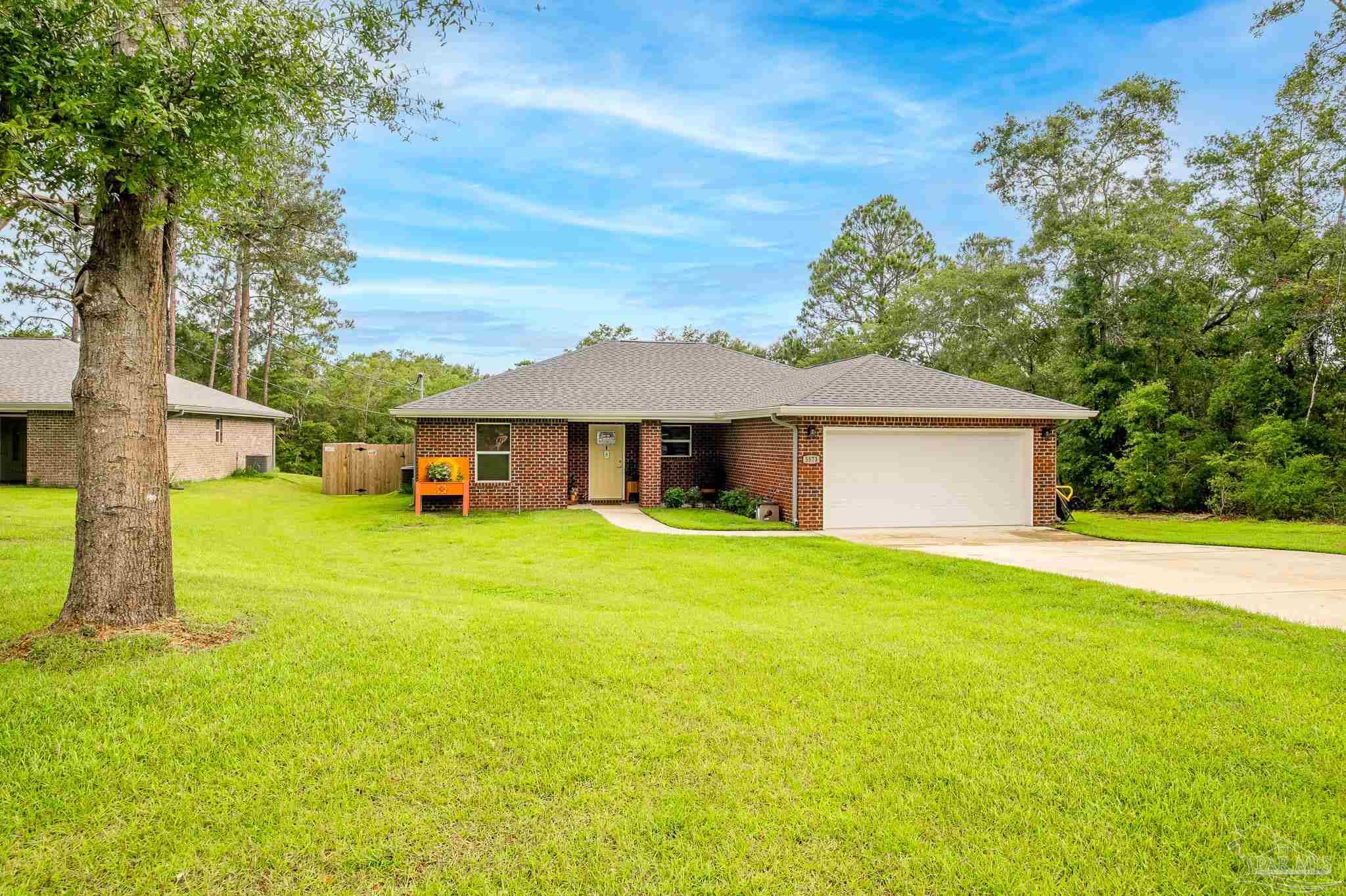 5573 Riviera Drive Milton, FL 32583 - Photo 3 of 31 Gallery Image 3