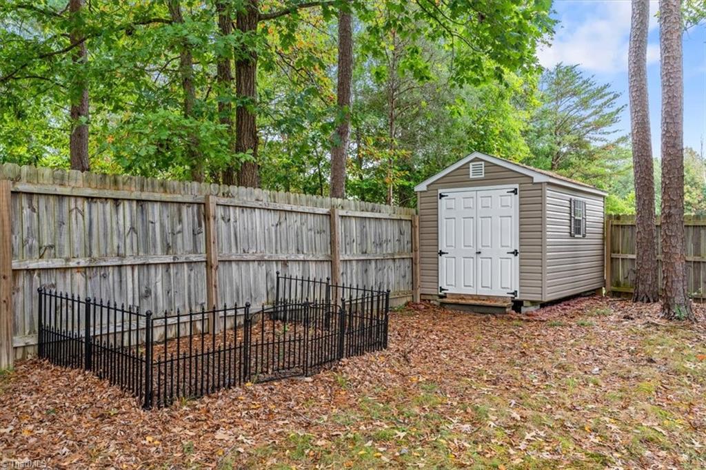 3256 Timberwolf Avenue High Point, NC 27265 - Photo 27 of 30 Gallery Image 27