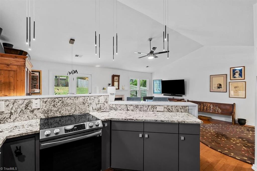 3256 Timberwolf Avenue High Point, NC 27265 - Photo 9 of 30 Gallery Image 9