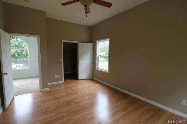 4241 Mt Morris Road Columbiaville, MI 48421 - Photo 10 of 14 IMG_3995.jpg