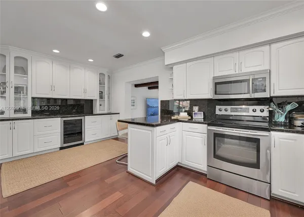 $8,000 | 6134 Southwest 28th Street, Miami, FL 33155