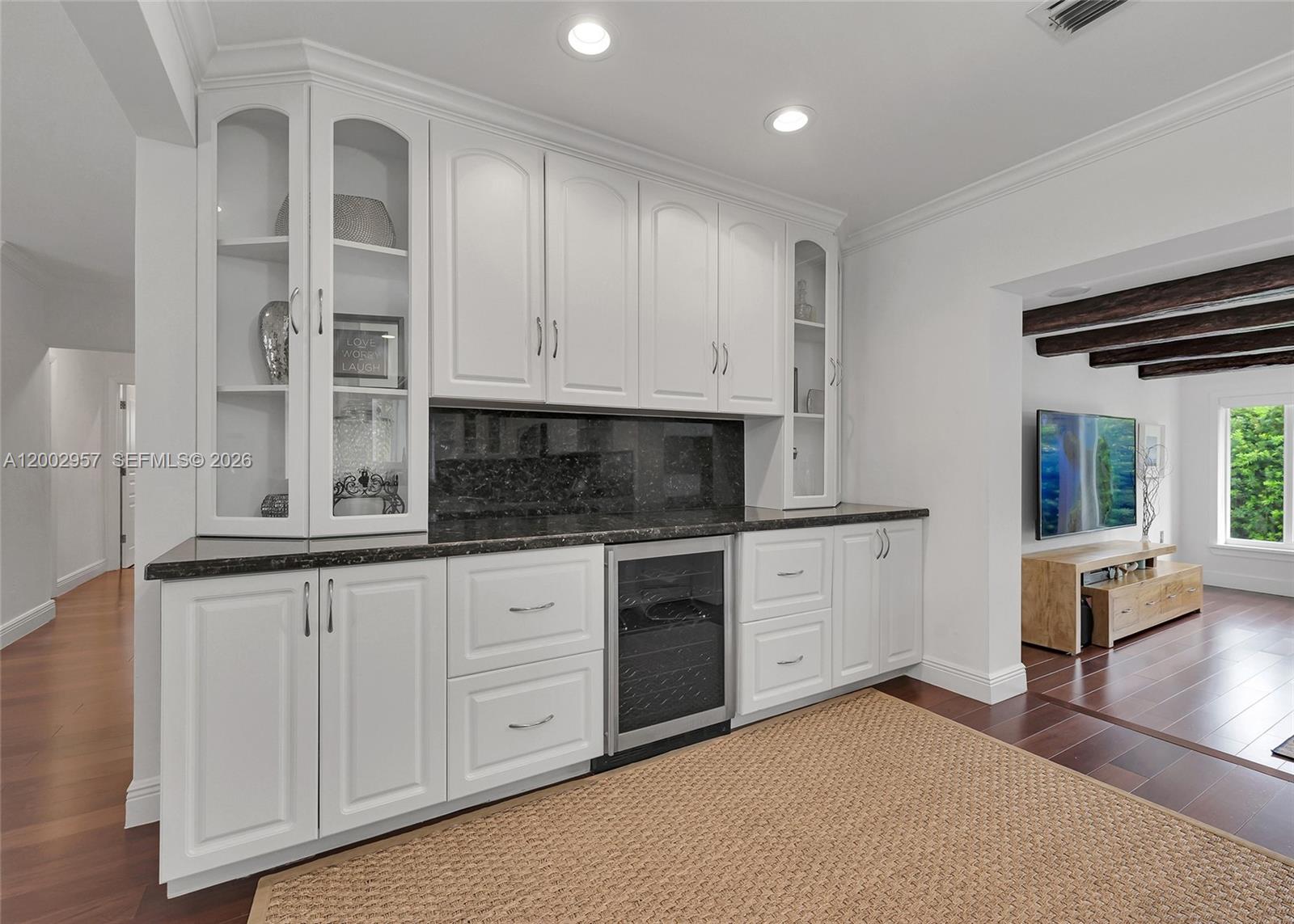 6134 Southwest 28th Street Miami, FL 33155 - Photo 13 of 44