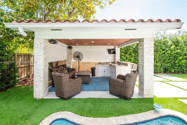 $8,000 | 6134 Southwest 28th Street, Miami, FL 33155