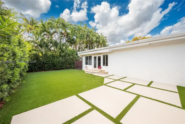 $8,000 | 6134 Southwest 28th Street, Miami, FL 33155