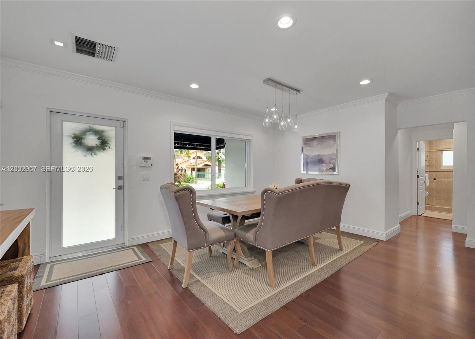 6134 Southwest 28th Street Miami, FL 33155 - Photo 5 of 44