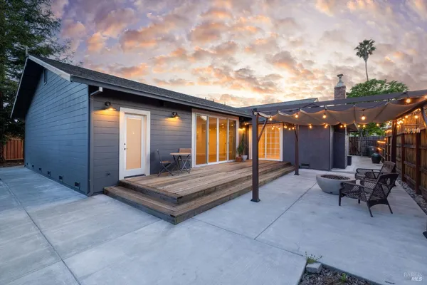 $899,950 | 5288 Daniel Drive, Rohnert Park, CA 94928