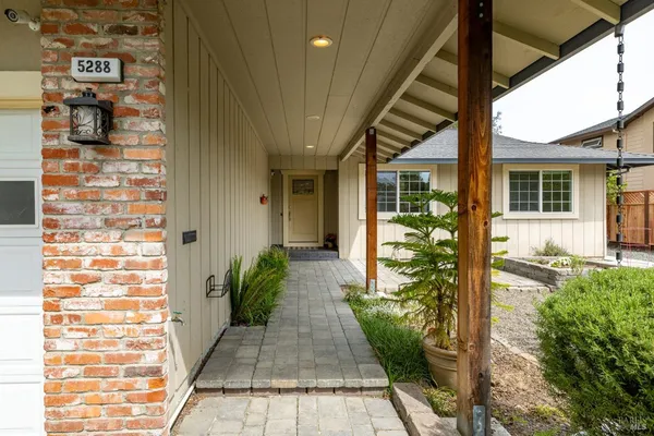 $899,950 | 5288 Daniel Drive, Rohnert Park, CA 94928
