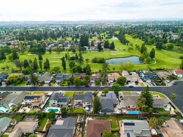 $899,950 | 5288 Daniel Drive, Rohnert Park, CA 94928
