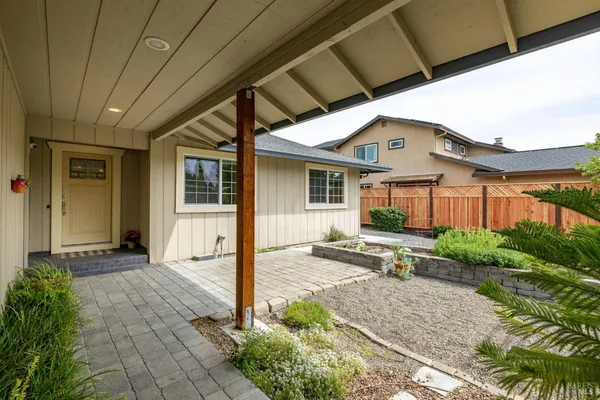 $899,950 | 5288 Daniel Drive, Rohnert Park, CA 94928
