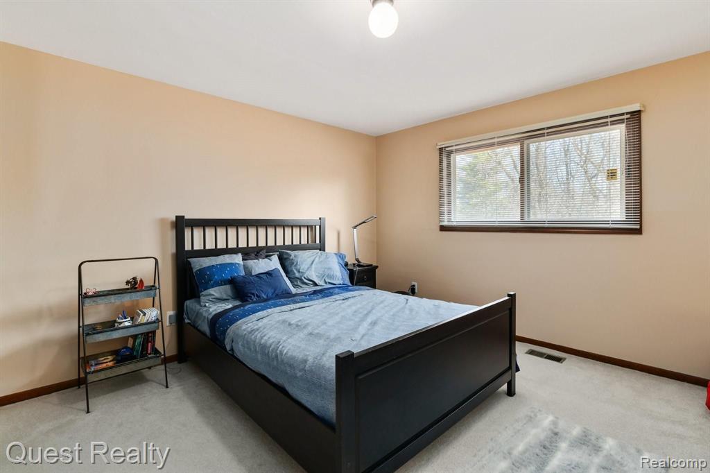 283 Tanglewood Drive Rochester, MI 48309 - Photo 25 of 29