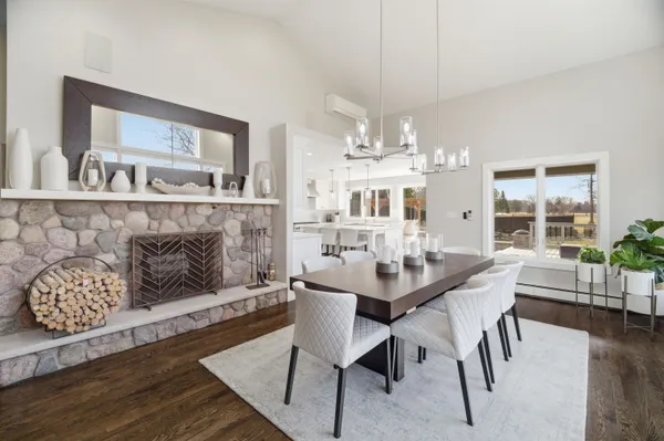 $985,000 | 3667 Quaker Ridge Lane, Appleton, WI 54914