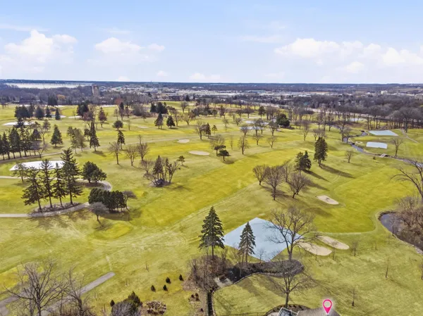 $985,000 | 3667 Quaker Ridge Lane, Appleton, WI 54914
