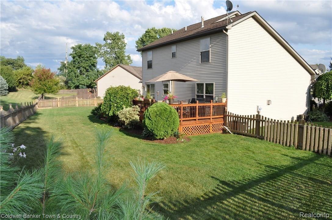 2821 Laurel Ridge Lane Howell, MI 48843 - Photo 31 of 41 30.JPG