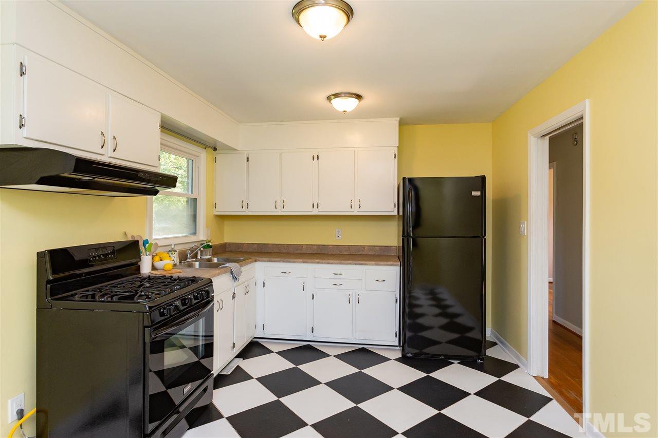 1527 Clermont Road Durham, NC 27713 - Photo 14 of 30 Gallery Image 14