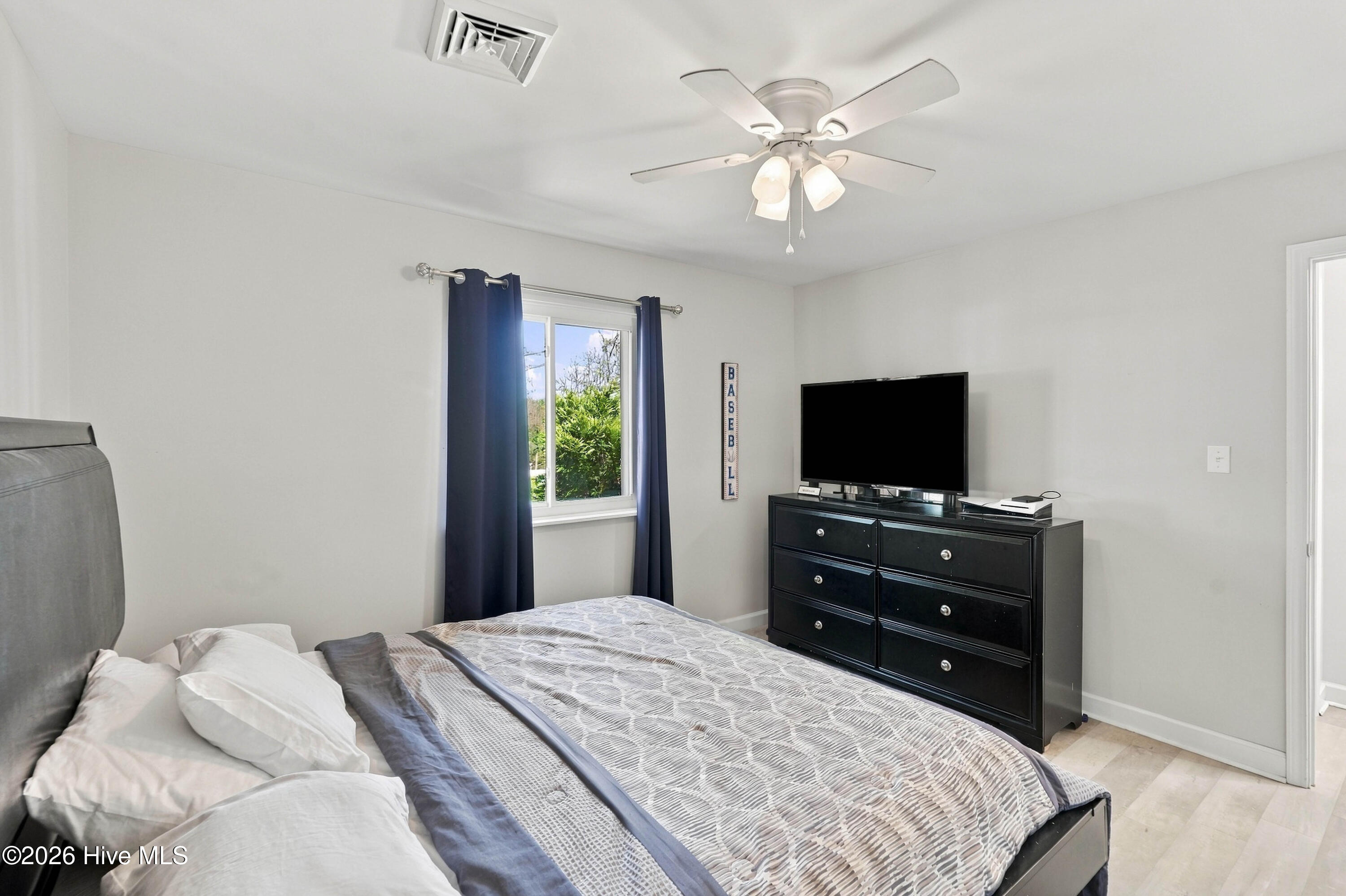 107 Knotline Road New Bern, NC 28562 - Photo 37 of 67 39_bedroom 3