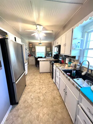 $124,900 | 413 South 6th Street, Kiowa, KS 67070